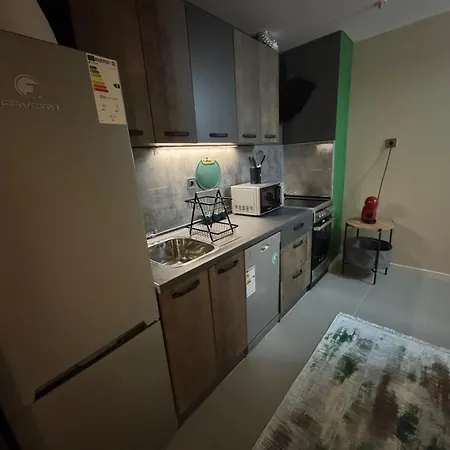 Sky Lux Point アパート