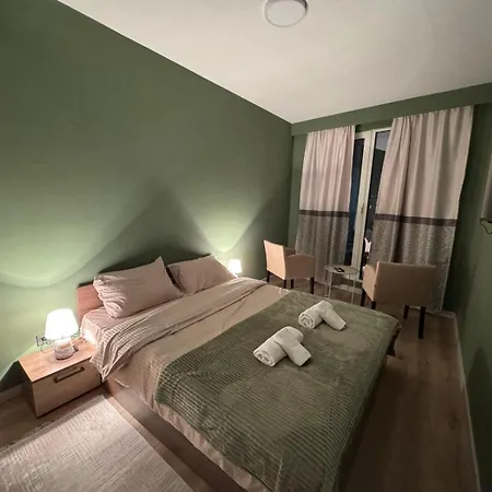 アパート Sky Lux Point